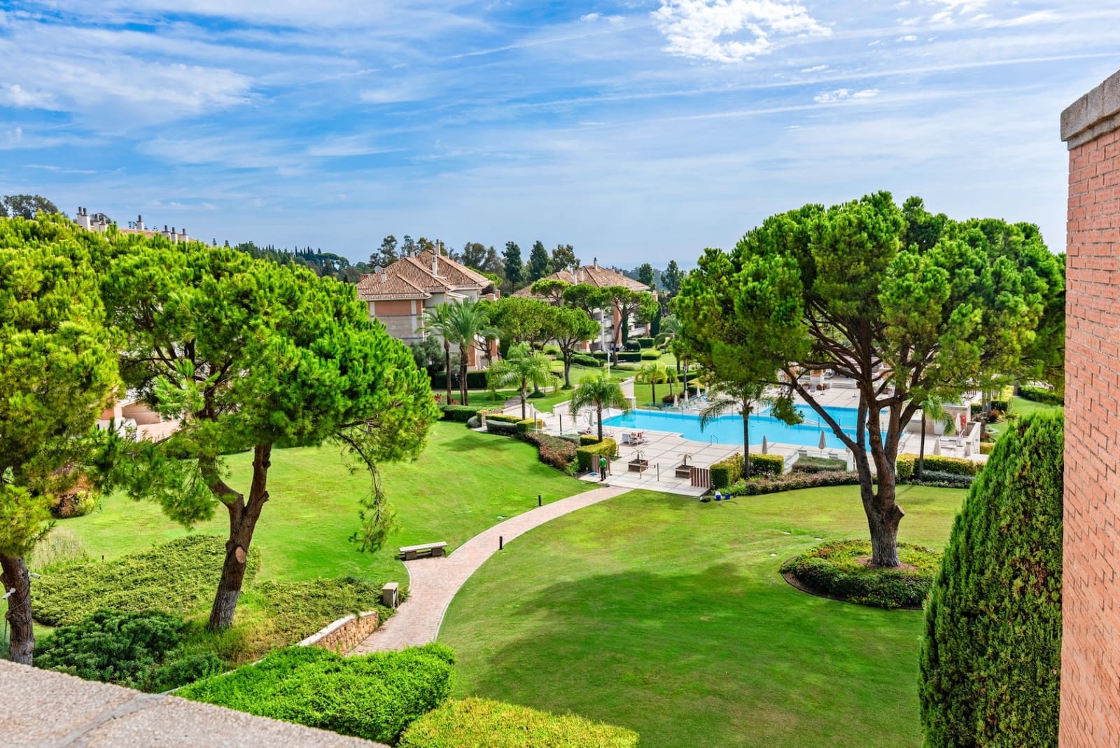 3 bedroom Penthouse for sale in Marbella with pool garage - € 7,500,000 (Ref: 10135246)