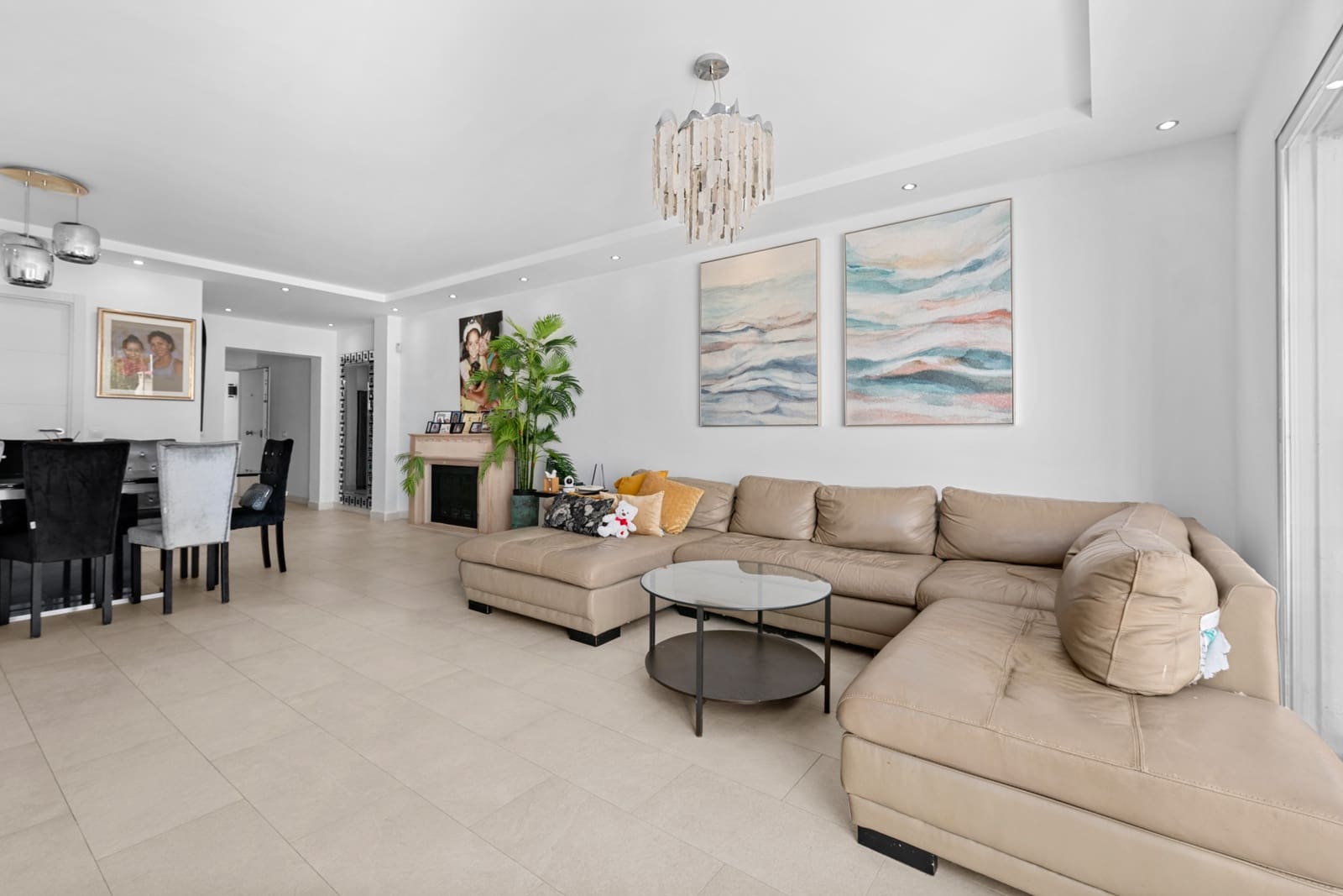 3 bedroom Townhouse for sale in Marbella with pool - € 780,000 (Ref: 10156888)