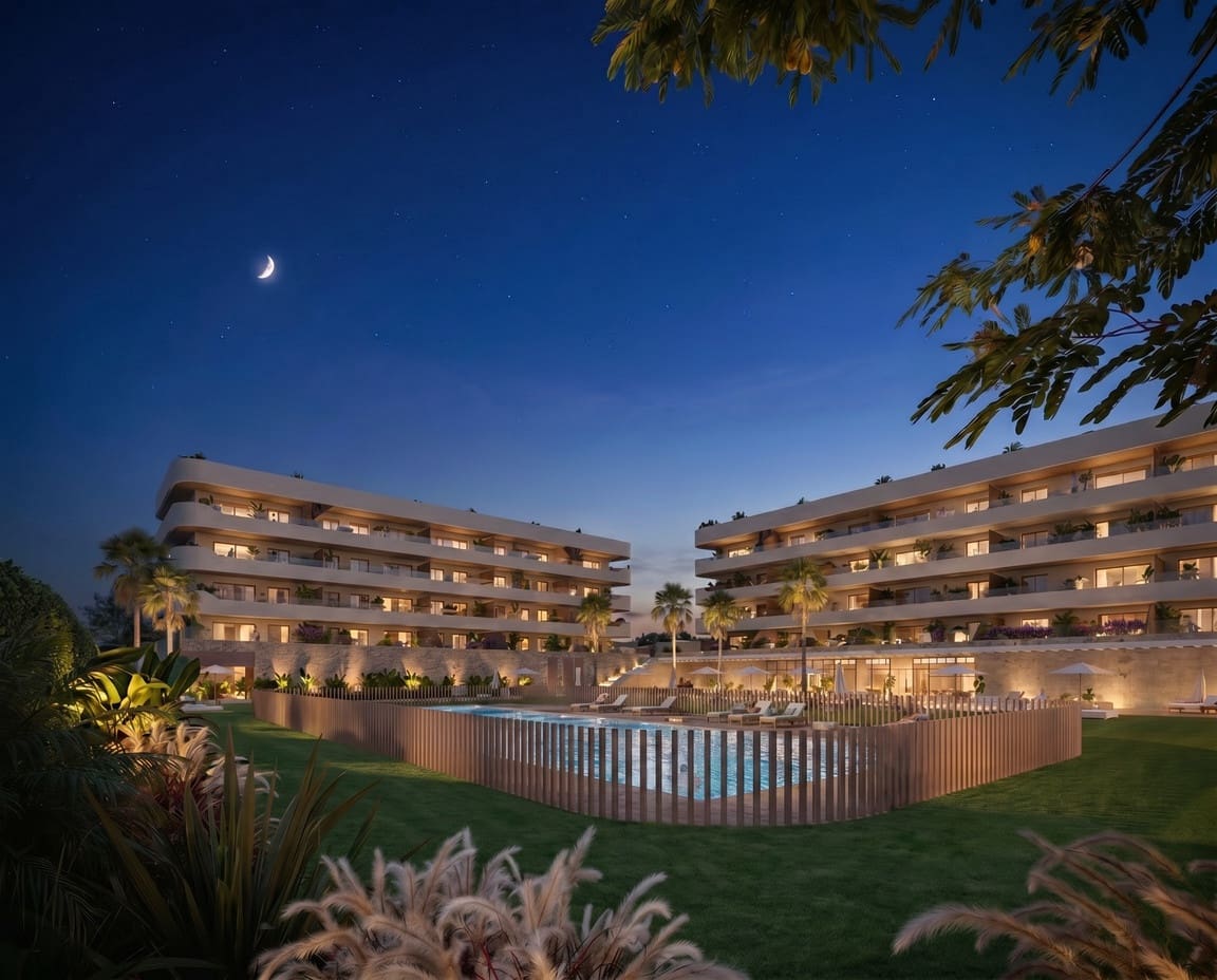 2 bedroom Apartment for sale in Fuengirola with pool garage - € 370,000 (Ref: 10179556)