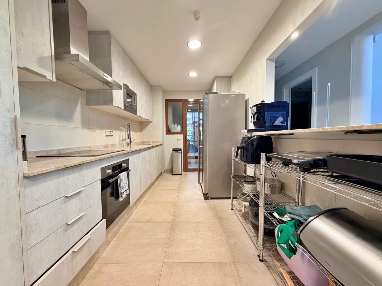 3 bedroom Apartment for sale in Benahavis with pool garage - € 569,950 (Ref: 10182161)