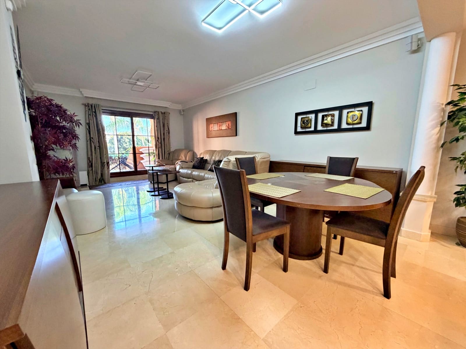 3 bedroom Apartment for sale in Benahavis with pool garage - € 569,950 (Ref: 10182161)