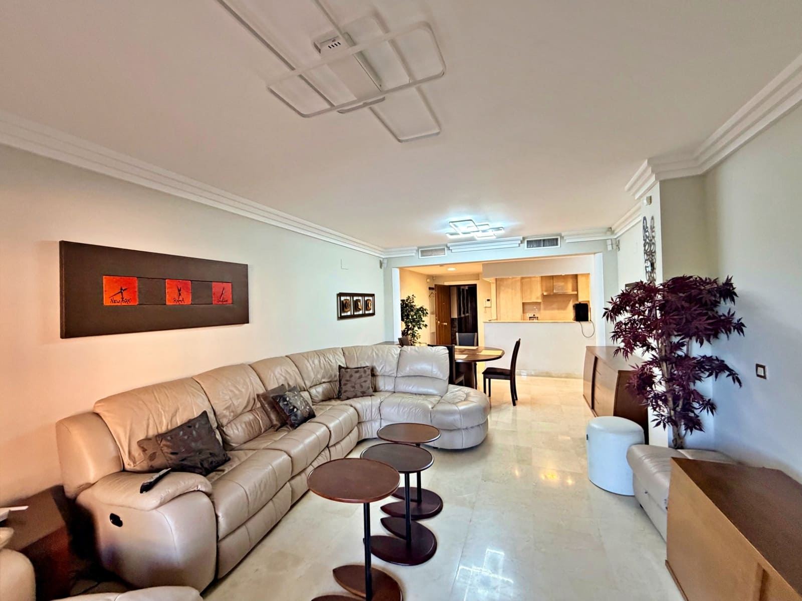 3 bedroom Apartment for sale in Benahavis with pool garage - € 569,950 (Ref: 10182161)