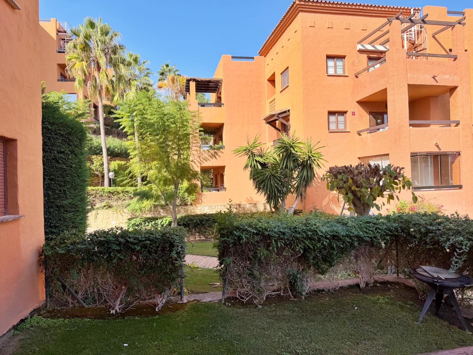 3 bedroom Apartment for sale in Benahavis with pool garage - € 569,950 (Ref: 10182161)