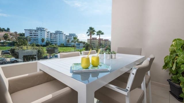 2 makuuhuone Huoneisto myytävänä paikassa Nueva Andalucia, Marbella mukana 
autotalli - 405 000 € (Ref: 6200004)