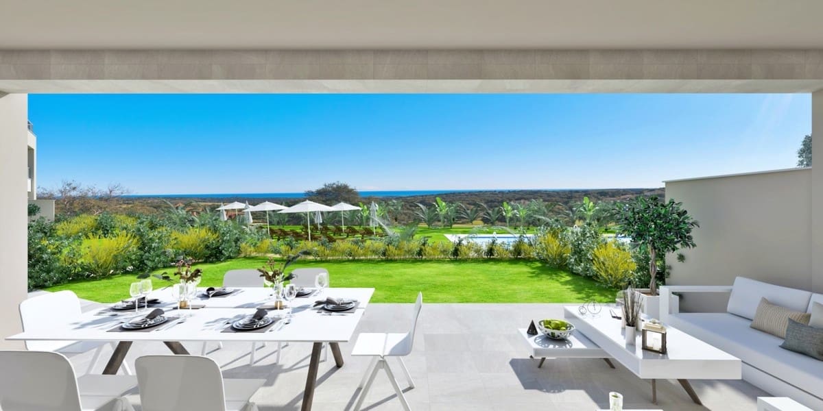 2 bedroom Apartment for sale in Sotogrande with pool garage - € 405,000 (Ref: 6200221)