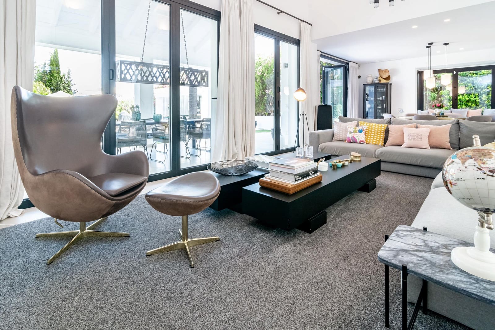 4 bedroom Villa for sale in Nueva Andalucia with pool garage - € 3,995,000 (Ref: 6819202)