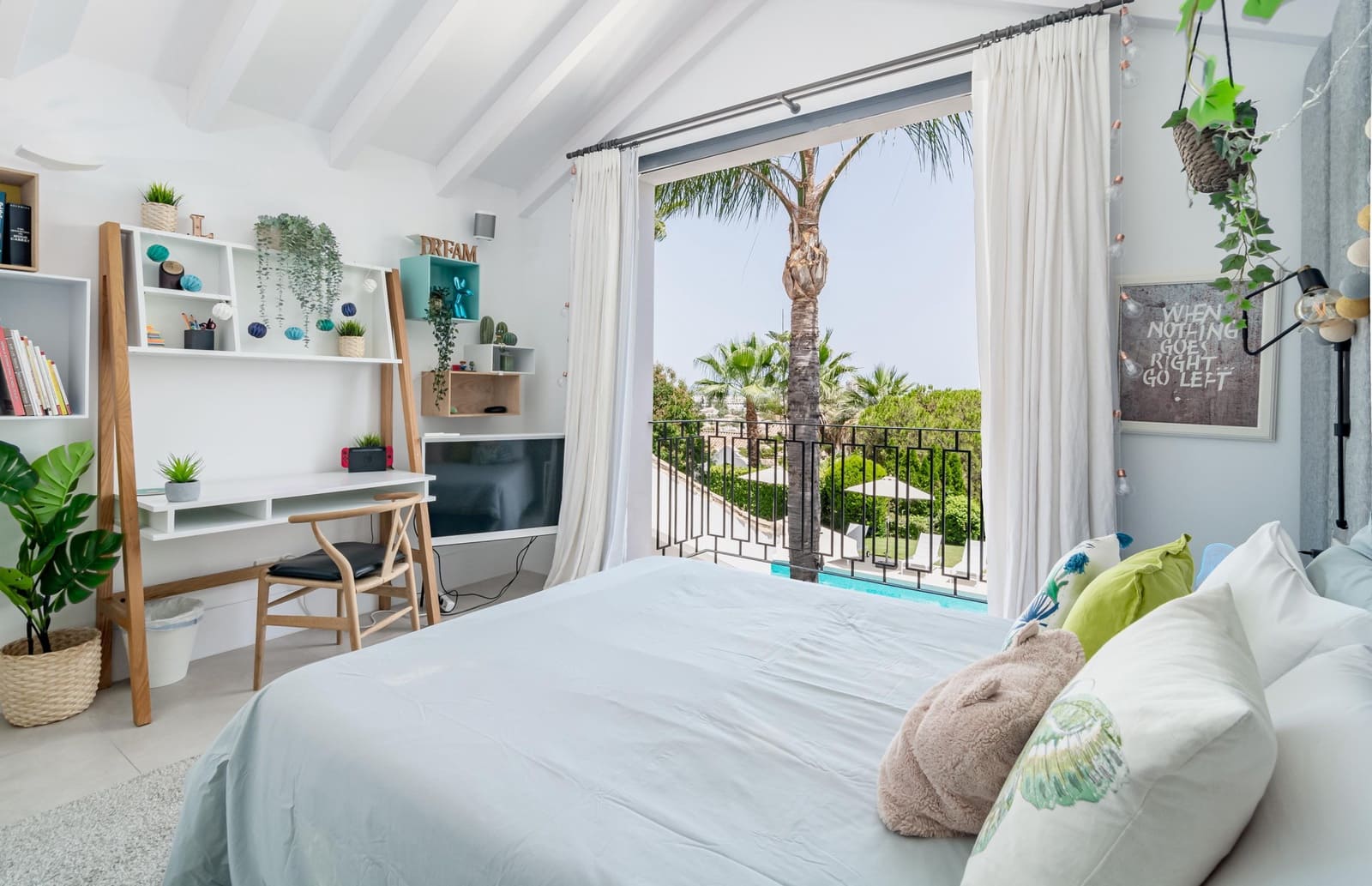 4 slaapkamer Villa te koop in Nueva Andalucia met zwembad garage - € 3.995.000 (Ref: 6819202)