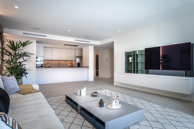 3 Zimmer Apartment zu verkaufen in Punta Plata, Estepona mit Pool Garage - 965.000 € (Ref: 6821133)