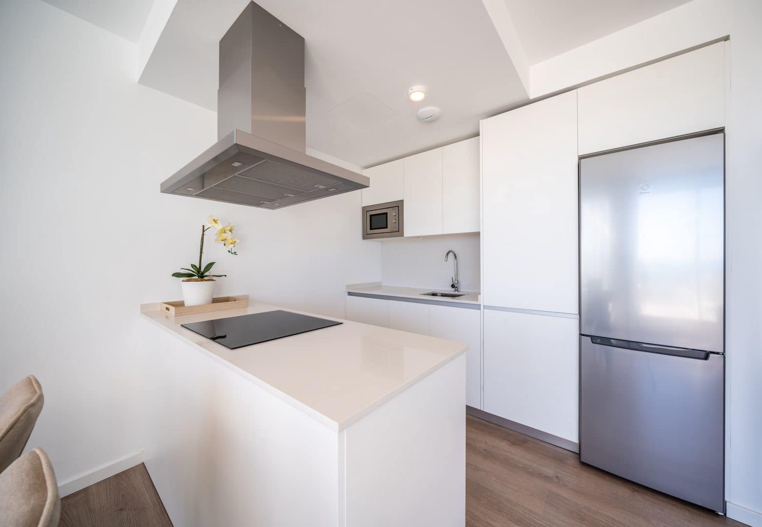 2 Zimmer Apartment zu verkaufen in Estepona mit Pool Garage - 362.000 € (Ref: 6959883)