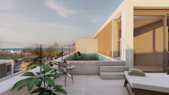 4 bedroom Semi-detached Villa for sale in Estepona Golf, Estepona with pool garage - € 680,000 (Ref: 7078182)