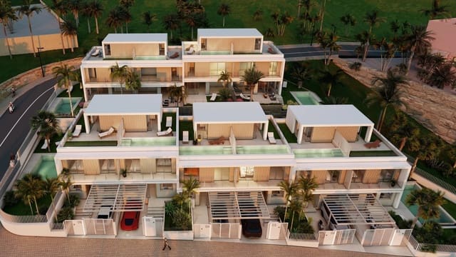 4 bedroom Semi-detached Villa for sale in Estepona Golf, Estepona with pool garage - € 680,000 (Ref: 7078182)