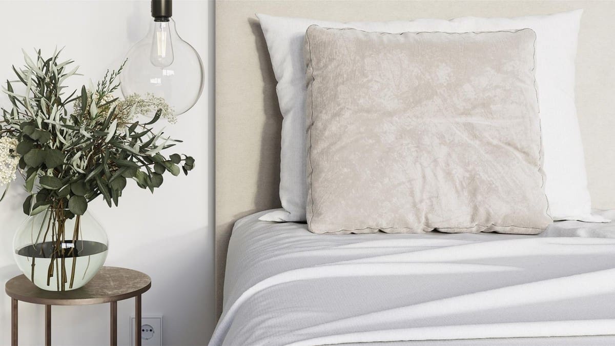 2 bedroom Apartment for sale in Nueva Andalucia with pool garage - € 370,000 (Ref: 7991397)