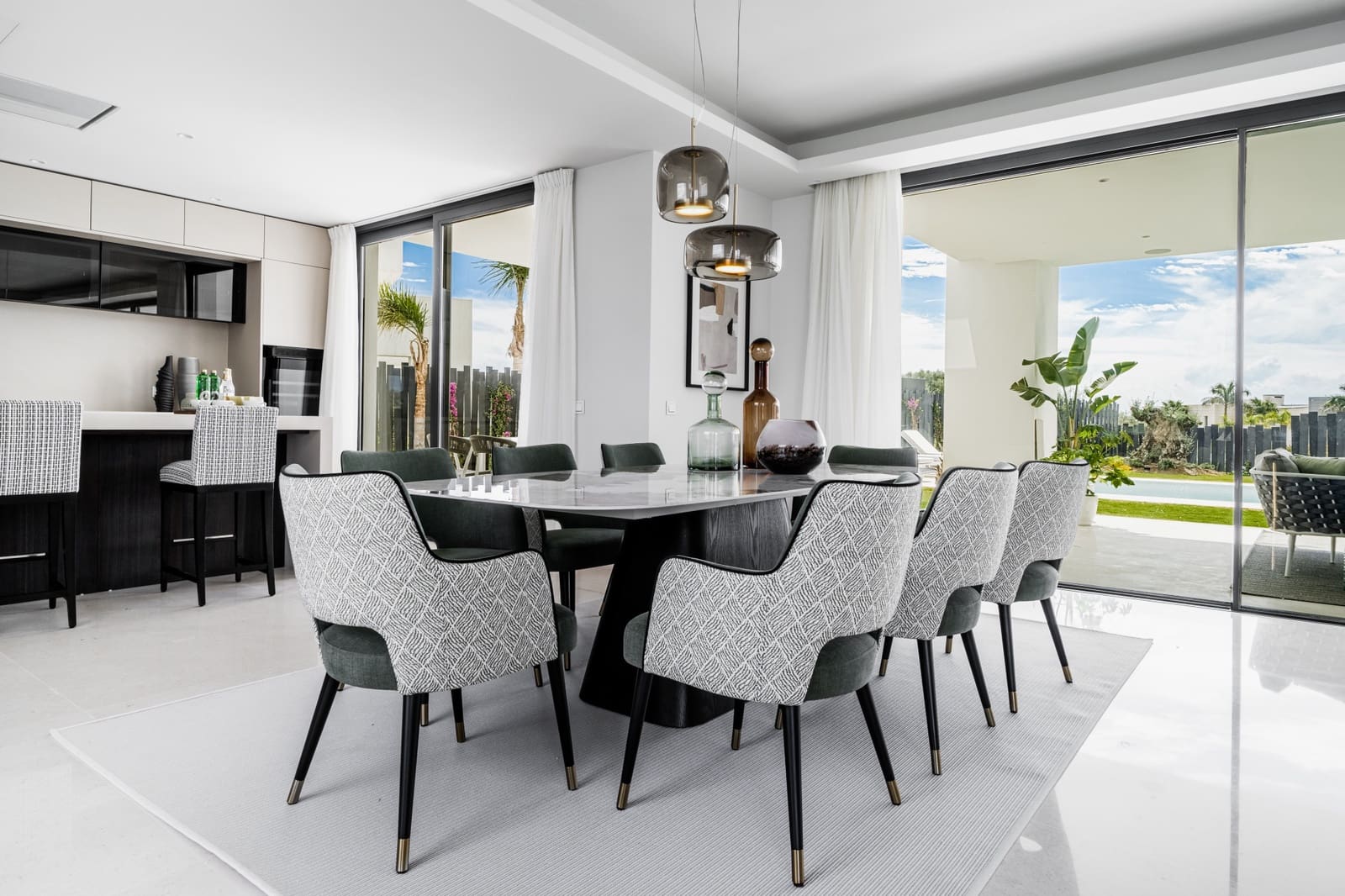 5 bedroom Villa for sale in Marbella with pool garage - € 4,800,000 (Ref: 7991435)