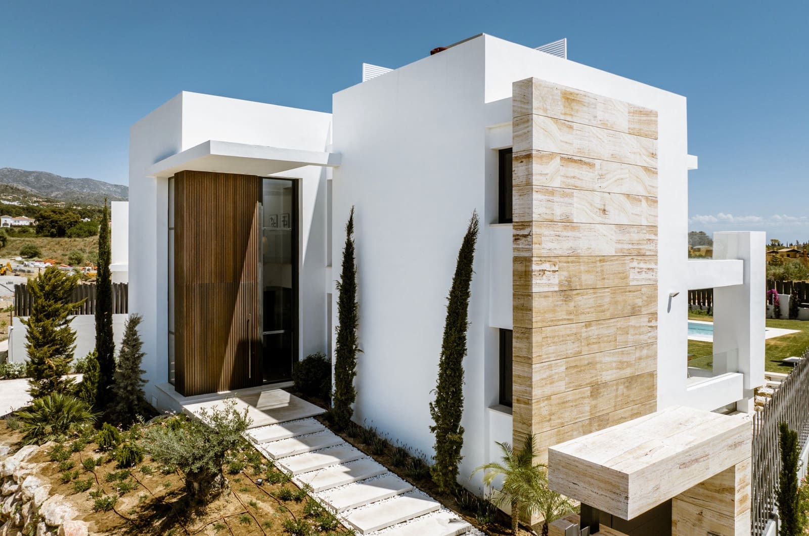 5 bedroom Villa for sale in Marbella with pool garage - € 4,800,000 (Ref: 7991435)