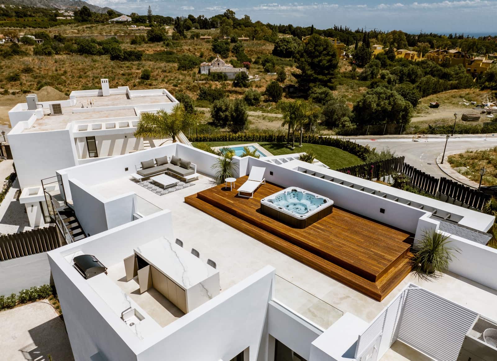 5 bedroom Villa for sale in Marbella with pool garage - € 4,800,000 (Ref: 7991435)