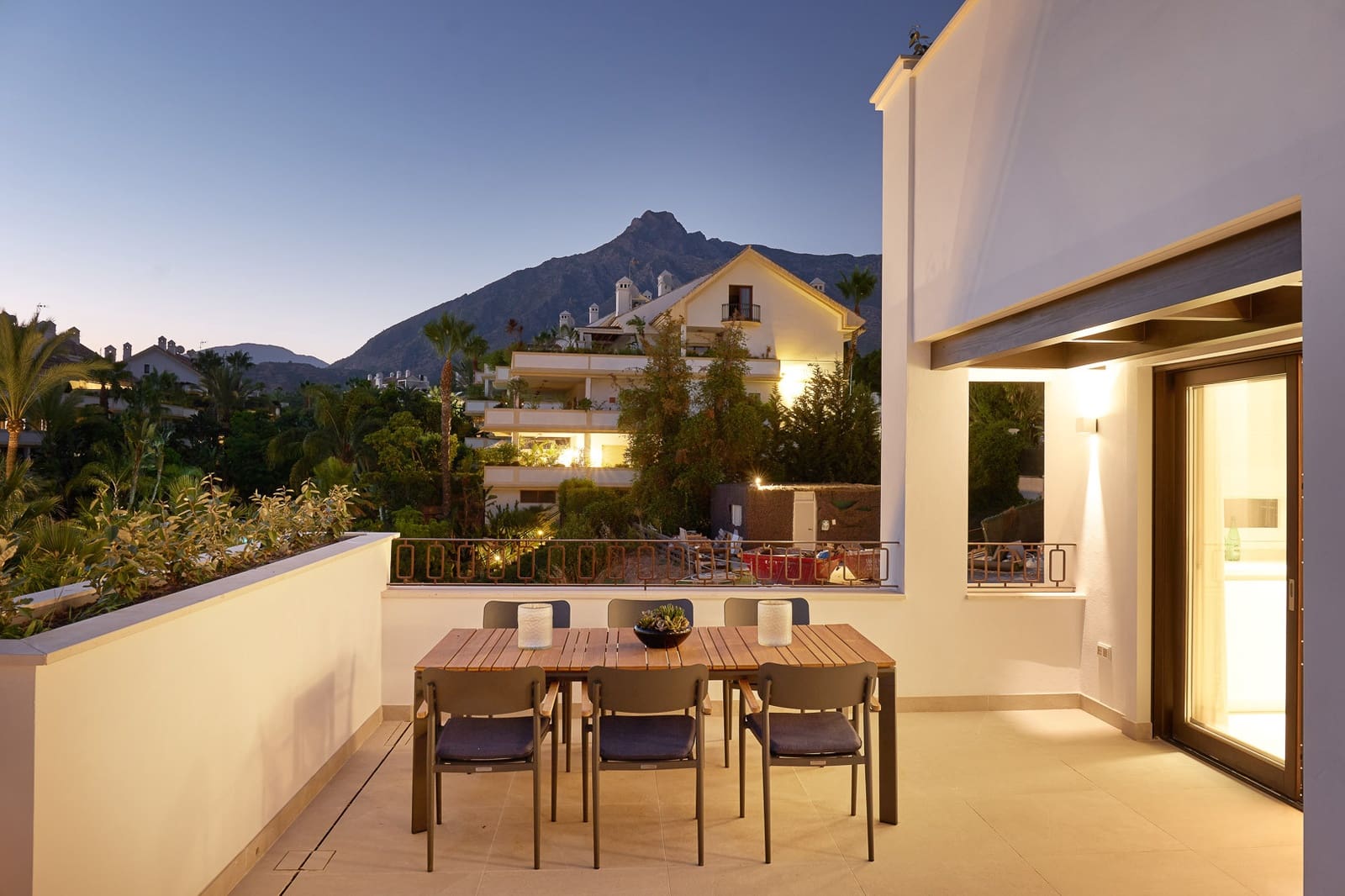 3 soveværelse Penthouse til salg i Golden Mile med swimmingpool garage - € 2.450.000 (Ref: 7991455)