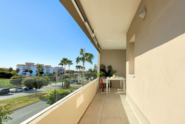 2 slaapkamer Appartement te koop in Nueva Andalucia, Marbella met zwembad - € 421.000 (Ref: 7991480)