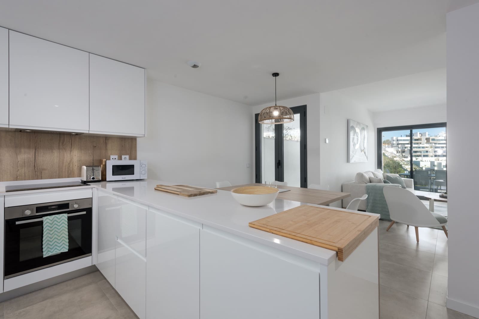 3 quarto Apartamento para venda em Estepona com piscina garagem - 645 000 € (Ref: 8176350)