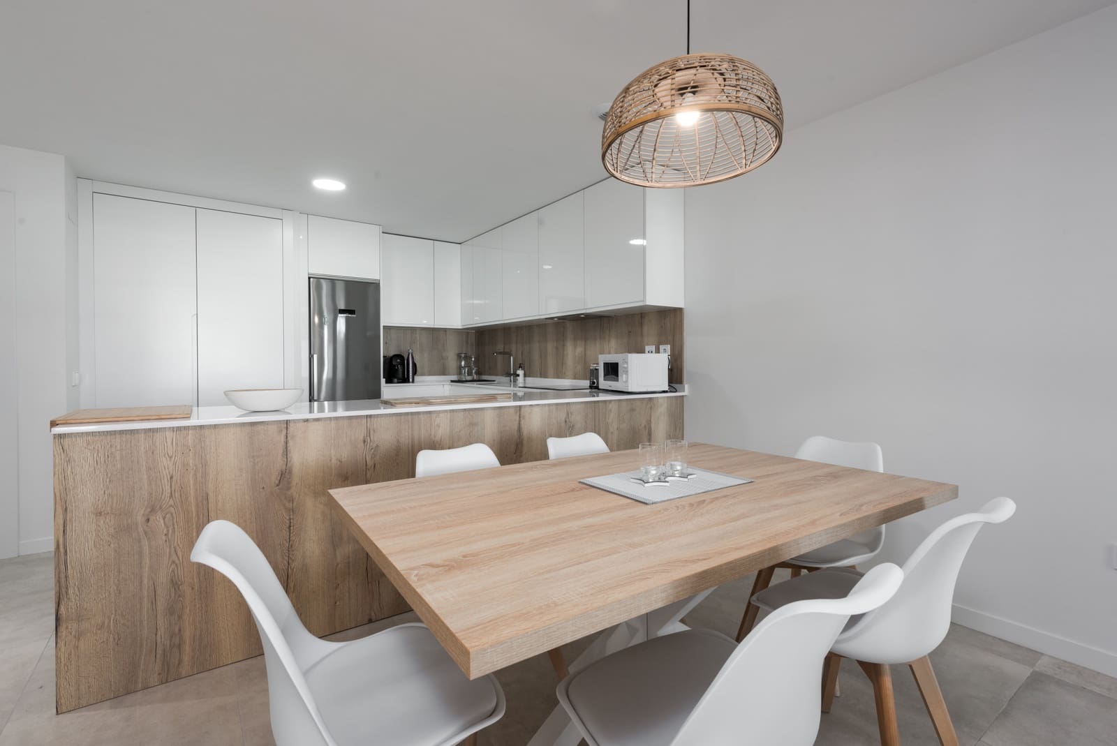 3 soveværelse Lejlighed til salg i Estepona med swimmingpool garage - € 645.000 (Ref: 8176350)