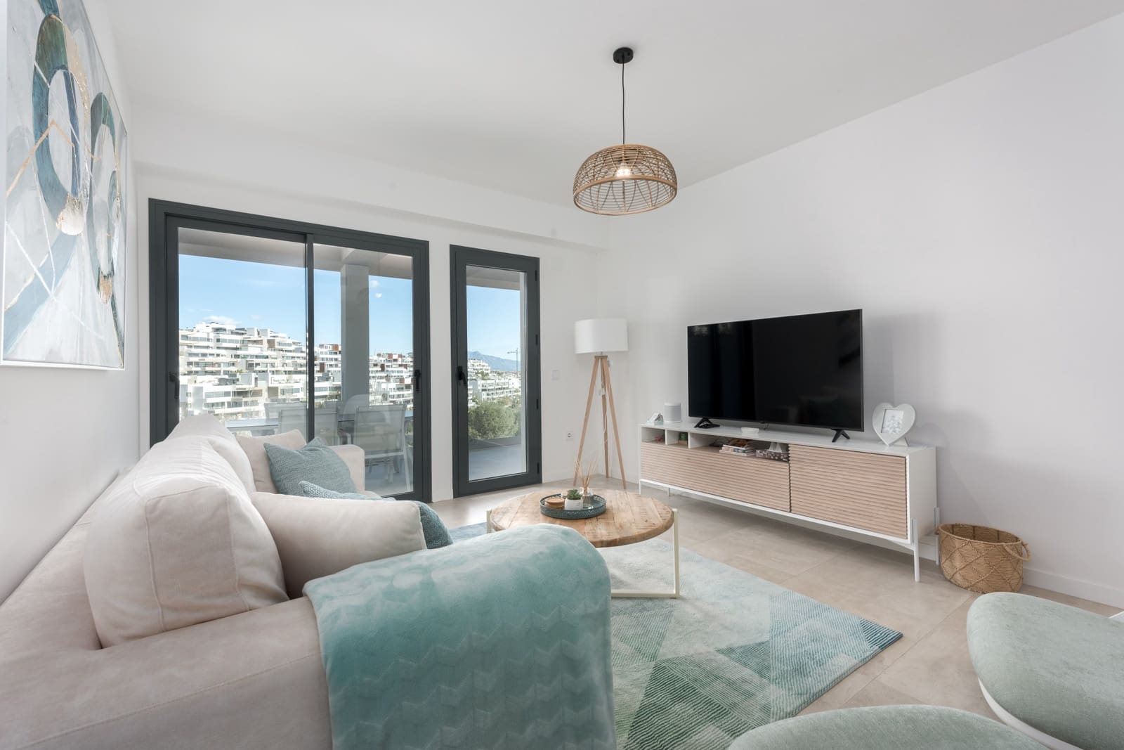 3 soveværelse Lejlighed til salg i Estepona med swimmingpool garage - € 645.000 (Ref: 8176350)