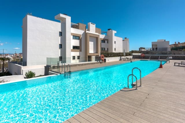 3 quarto Apartamento para venda em Estepona com piscina garagem - 645 000 € (Ref: 8176350)