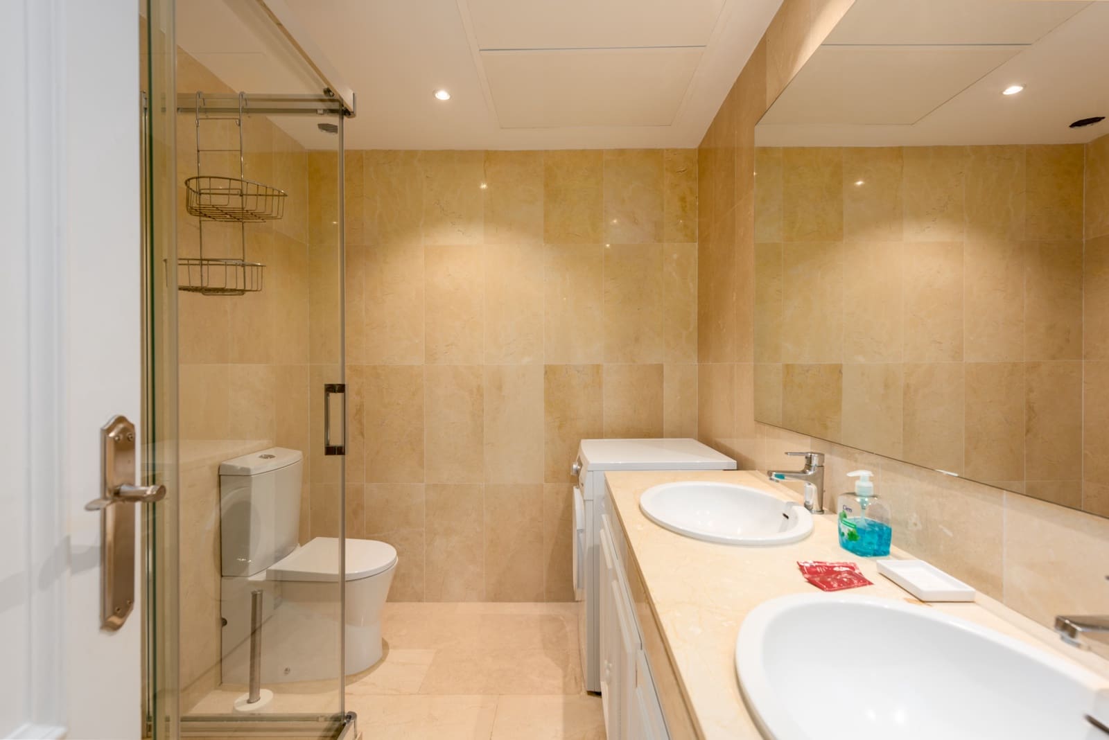 4 Zimmer Haus zu verkaufen in Marbella mit Pool Garage - 795.000 € (Ref: 8317417)