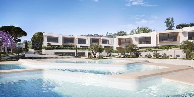 3 soverom Hus til salgs i Mijas Costa, Mijas med svømmebasseng garasje - € 1 100 000 (Ref: 8453018)