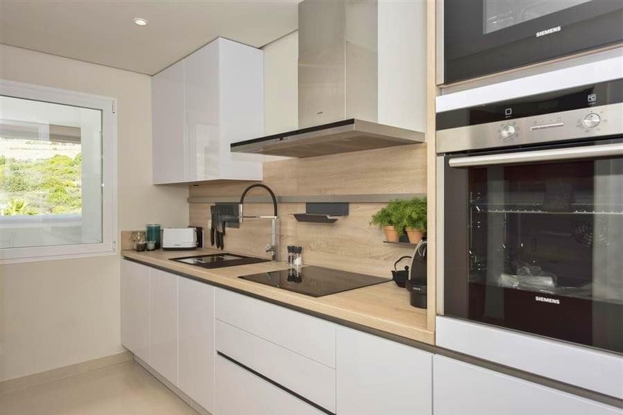2 sypialnia Apartament na sprzedaż w Casares z basenem garażem - 335 000 € (Ref: 8465561)