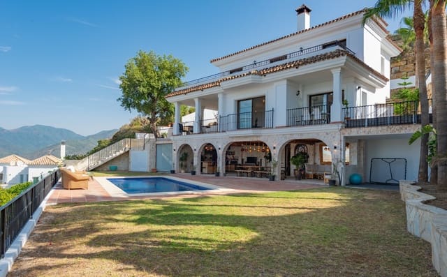 6 soverom Villa til salgs i Istán med svømmebasseng garasje - € 1 995 000 (Ref: 8477088)