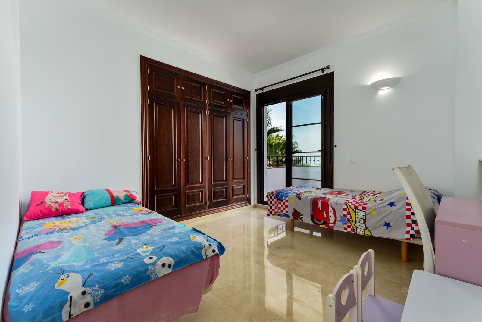 6 soveværelse Villa til salg i Istan med swimmingpool garage - € 1.995.000 (Ref: 8477088)