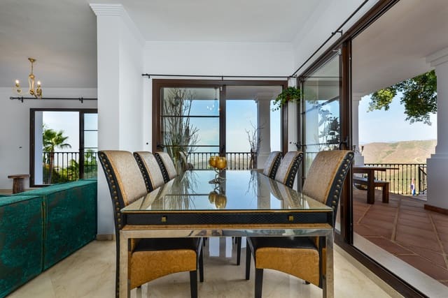 6 soveværelse Villa til salg i Istán med swimmingpool garage - € 1.995.000 (Ref: 8477088)