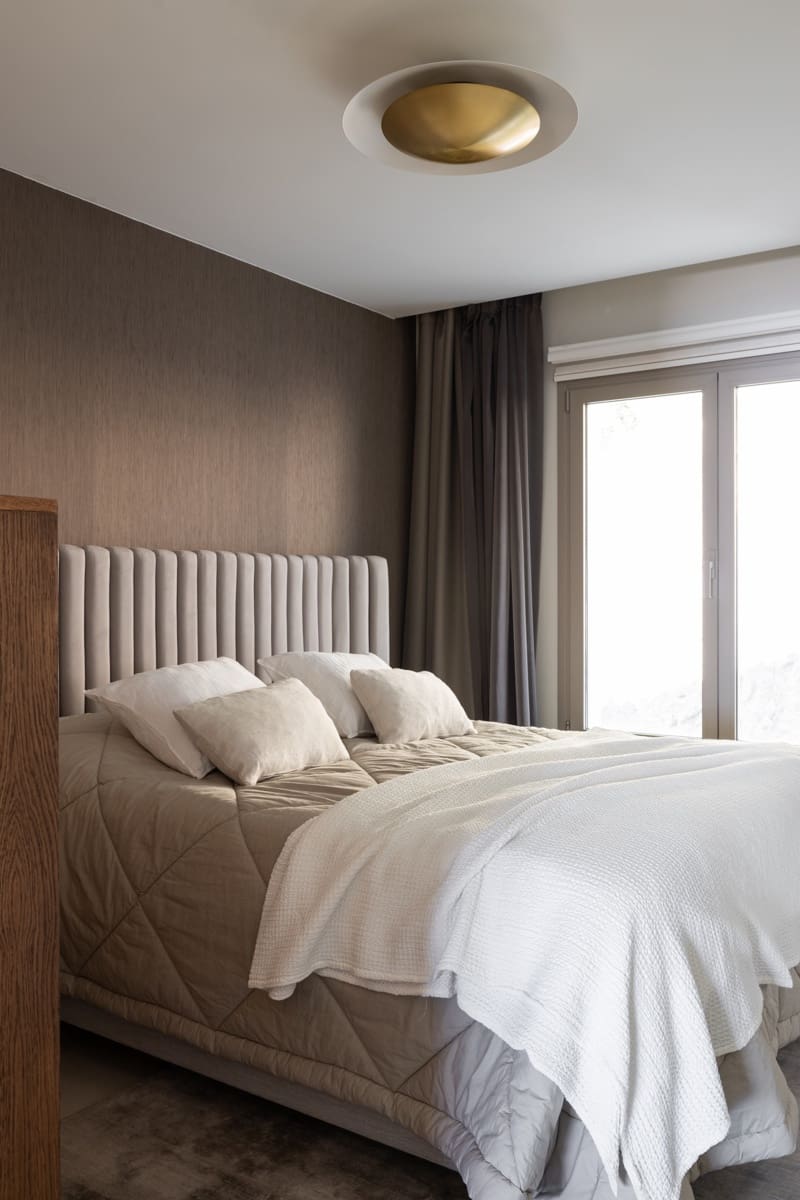 Apartamento de 2 habitaciones en Marbella en venta con piscina garaje - 1.595.000 € (Ref: 8518730)