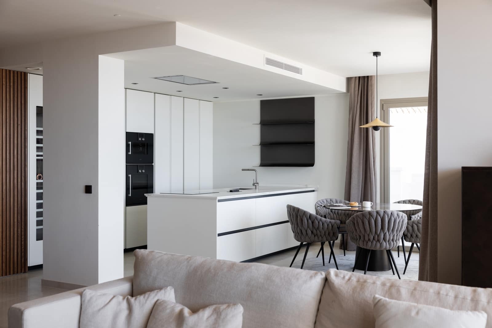 2 chambre Appartement à vendre à Marbella avec piscine garage - 1 595 000 € (Ref: 8518730)