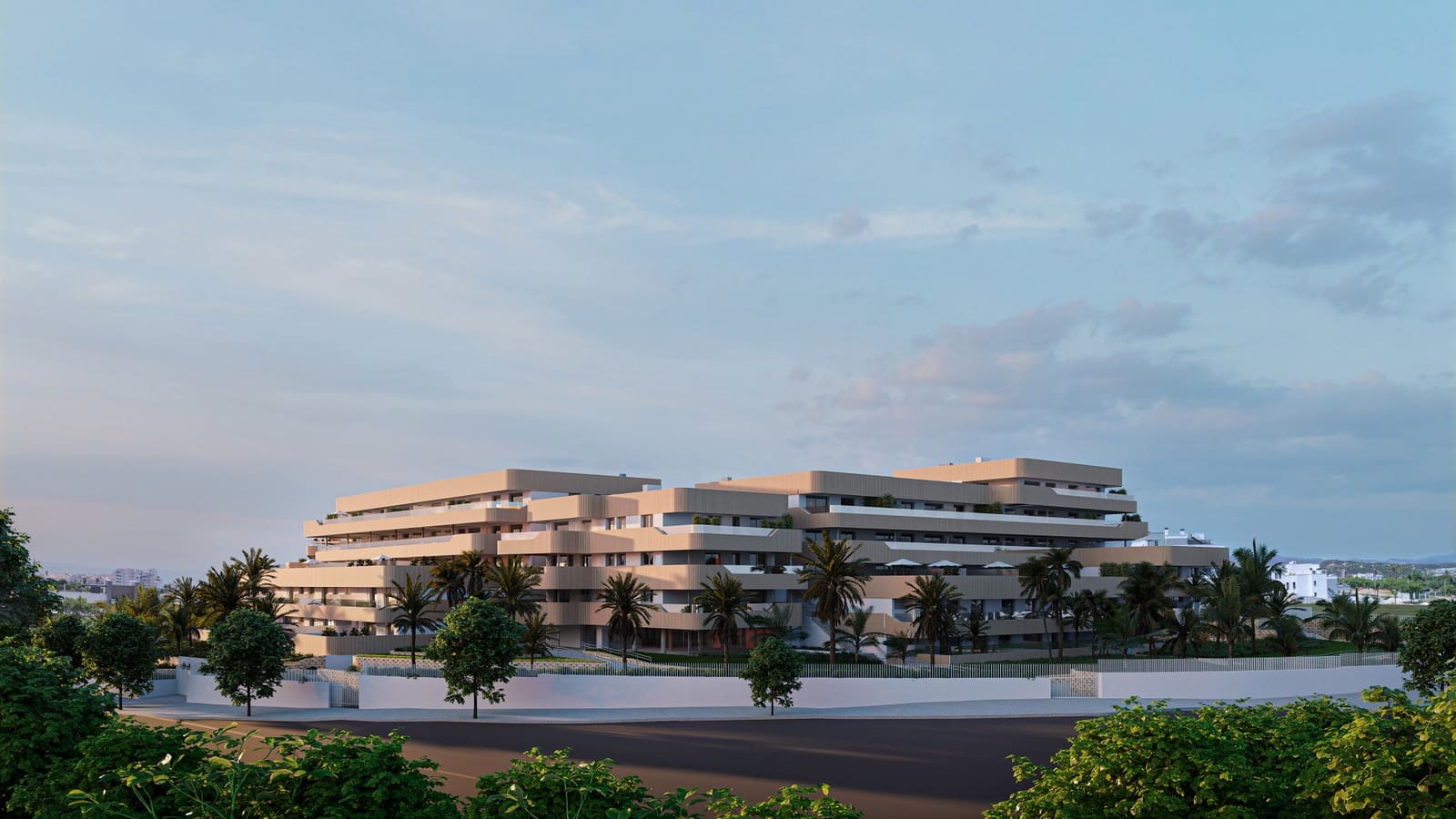 Apartamento de 3 habitaciones en Estepona en venta con piscina garaje - 669.000 € (Ref: 8573616)