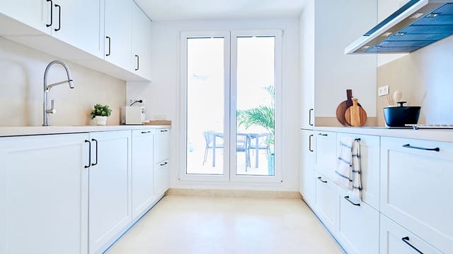 3 soveværelse Lejlighed til salg i Nueva Andalucia, Marbella med swimmingpool garage - € 722.500 (Ref: 8575883)