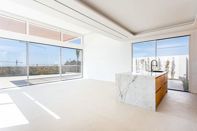 4 makuuhuone Huvila myytävänä paikassa El Higuerón, Fuengirola mukana uima-altaan 
autotalli - 1 895 000 € (Ref: 8596681)