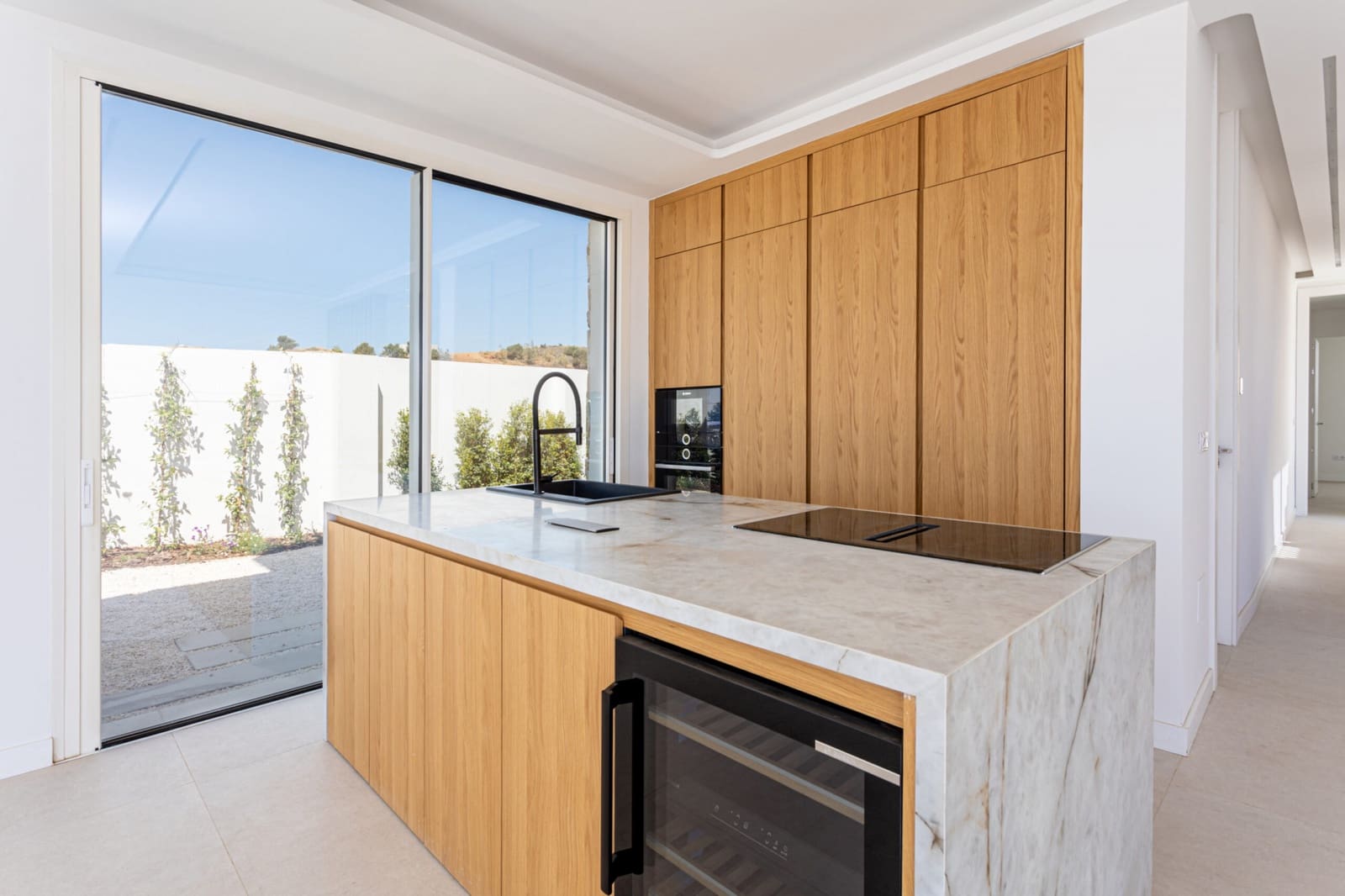 4 soveværelse Villa til salg i Fuengirola med swimmingpool garage - € 1.895.000 (Ref: 8596681)