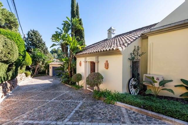 7 soverom Villa til salgs i El Madroñal, Benahavís med svømmebasseng garasje - € 4 500 000 (Ref: 8744718)