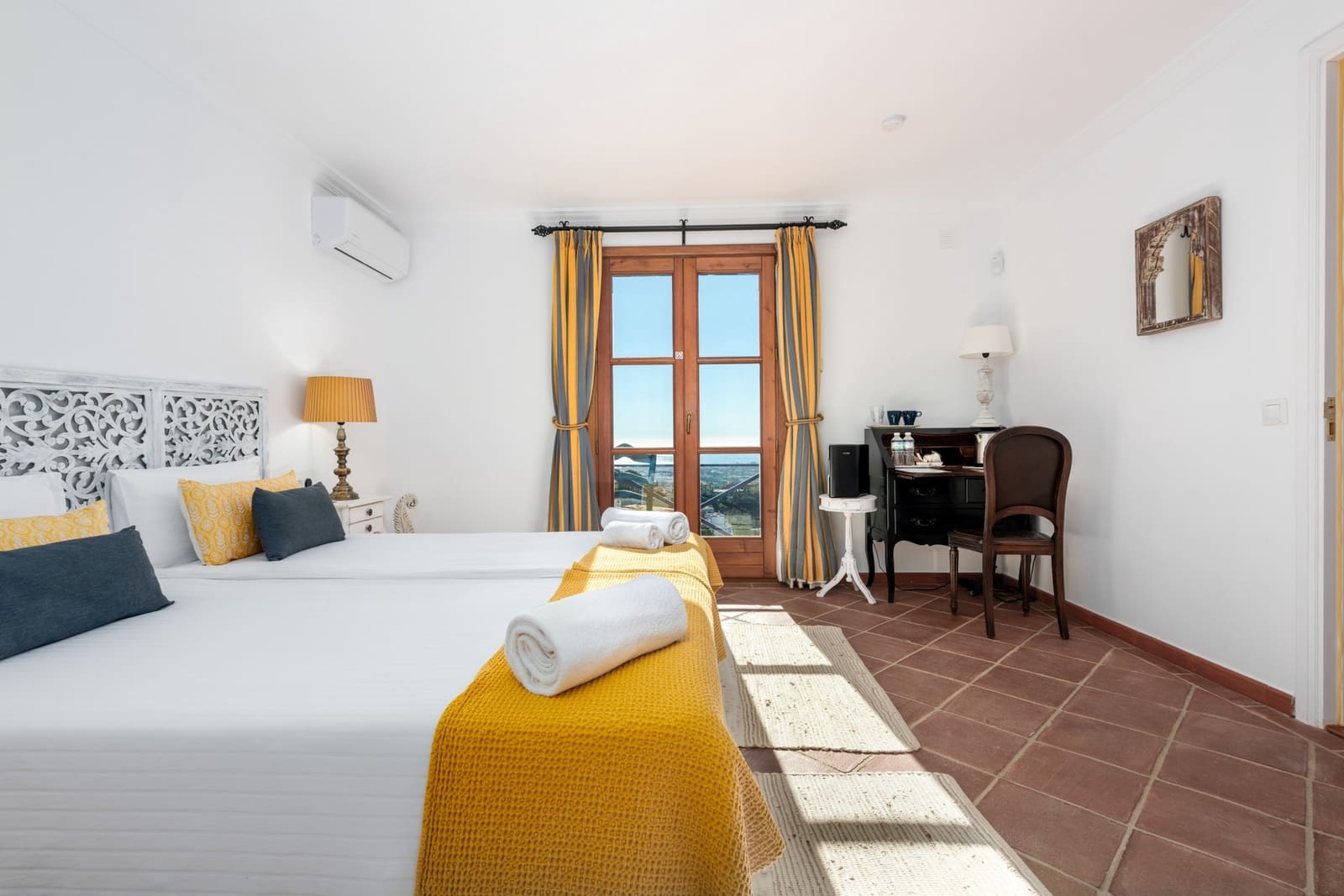 7 soverom Villa til salgs i El Madronal med svømmebasseng garasje - € 4 500 000 (Ref: 8744718)