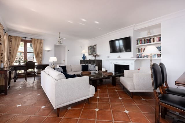 7 quarto Moradia para venda em El Madroñal, Benahavís com piscina garagem - 4 500 000 € (Ref: 8744718)