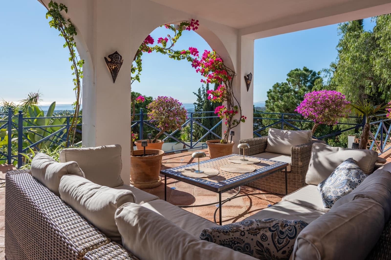7 slaapkamer Villa te koop in El Madronal met zwembad garage - € 4.500.000 (Ref: 8744718)