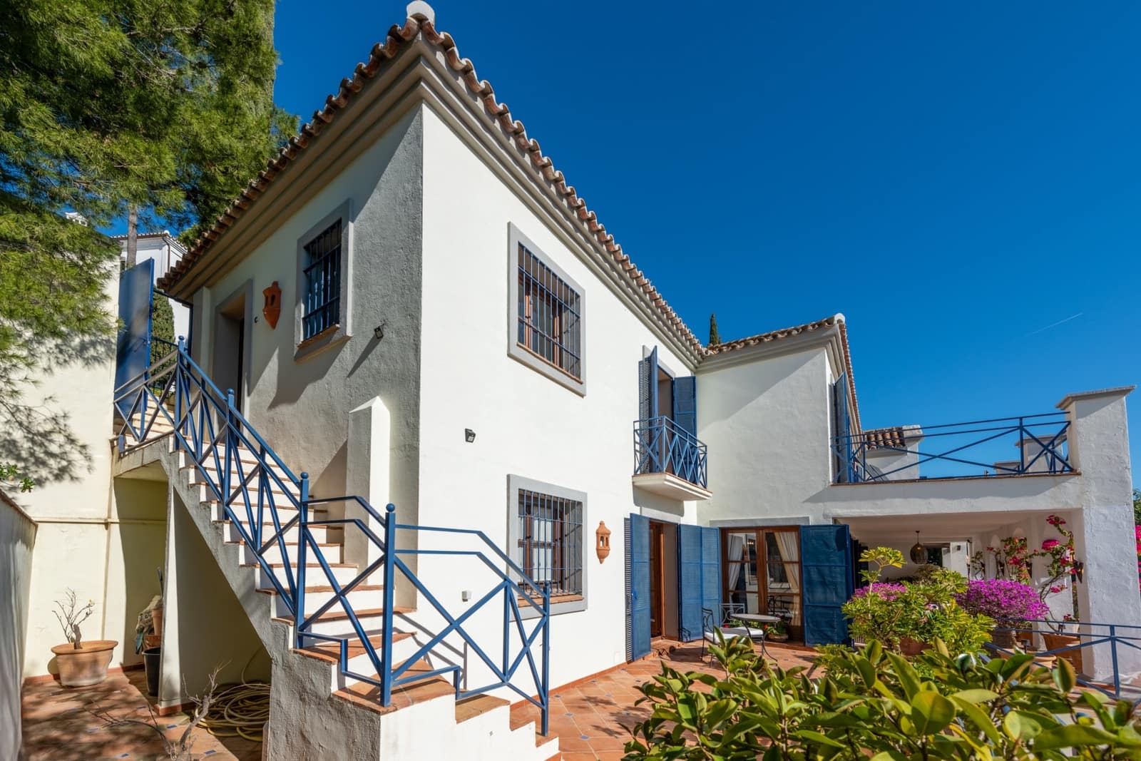 7 slaapkamer Villa te koop in El Madronal met zwembad garage - € 4.500.000 (Ref: 8744718)
