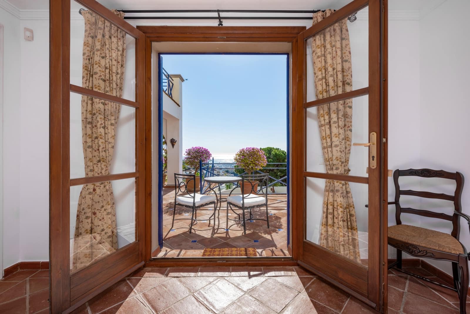 7 slaapkamer Villa te koop in El Madronal met zwembad garage - € 4.500.000 (Ref: 8744718)