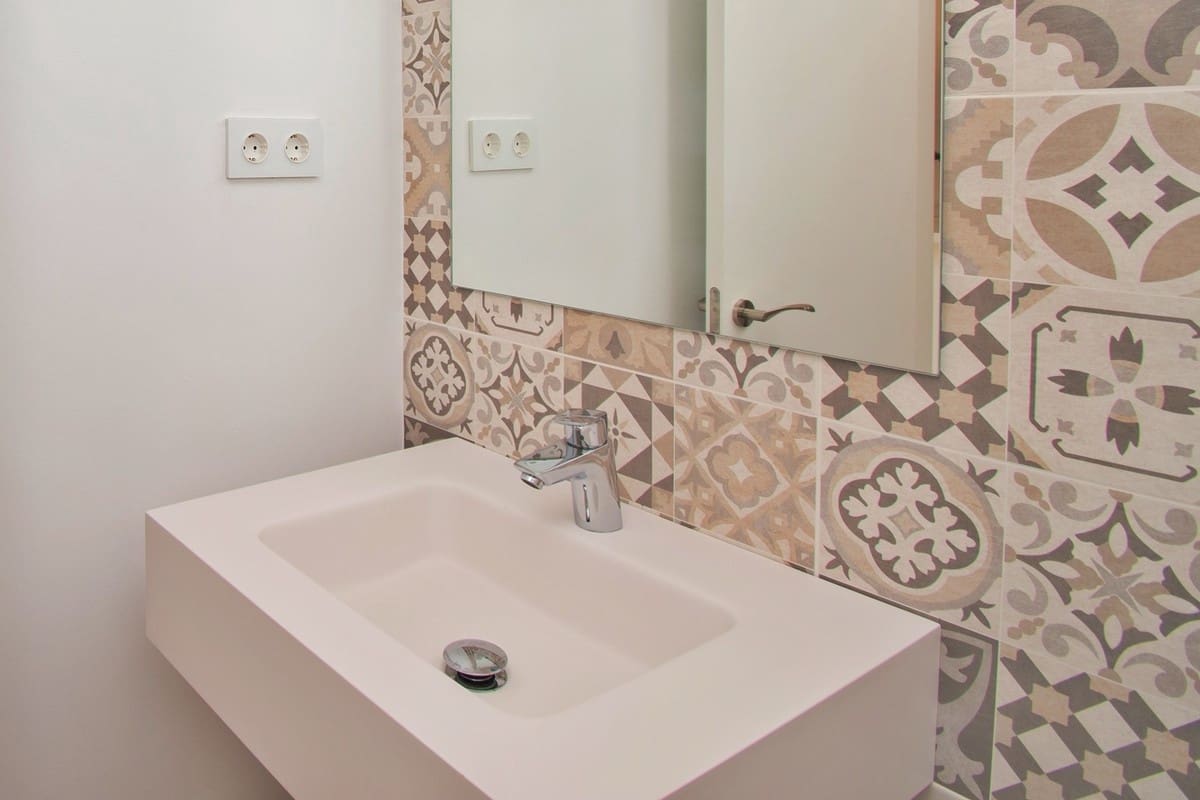 4 sovrum Hus till salu i Benahavis med pool garage - 825 000 € (Ref: 8824492)