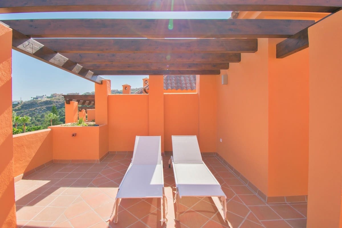 4 sovrum Hus till salu i Benahavis med pool garage - 825 000 € (Ref: 8824492)