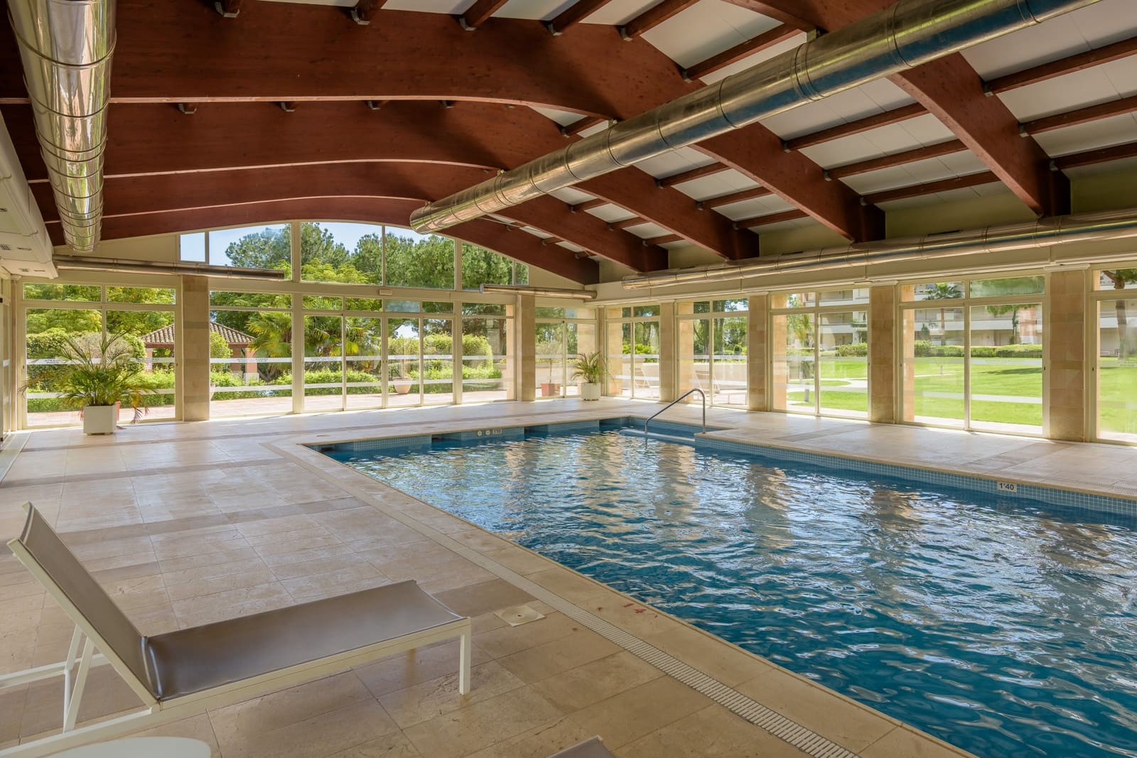 3 soverom Penthouse til salgs i Marbella med svømmebasseng garasje - € 2 695 000 (Ref: 8895982)