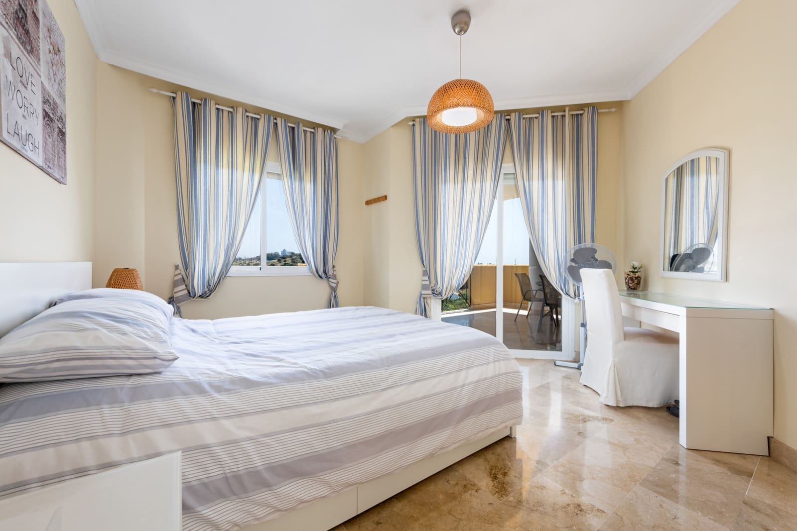 2 bedroom Apartment for sale in Bel-Air with pool garage - € 340,000 (Ref: 9041664)