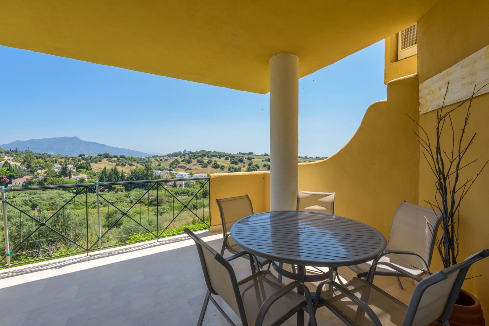 2 bedroom Apartment for sale in Bel-Air with pool garage - € 340,000 (Ref: 9041664)