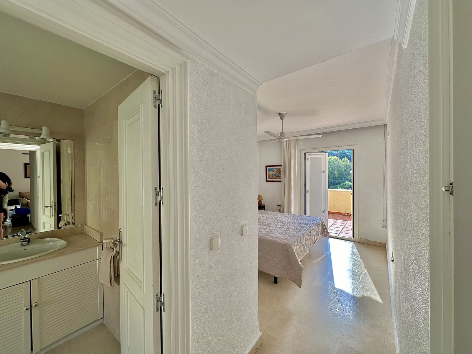 2 soveværelse Penthouse til salg i Benahavis med swimmingpool - € 399.000 (Ref: 9058655)