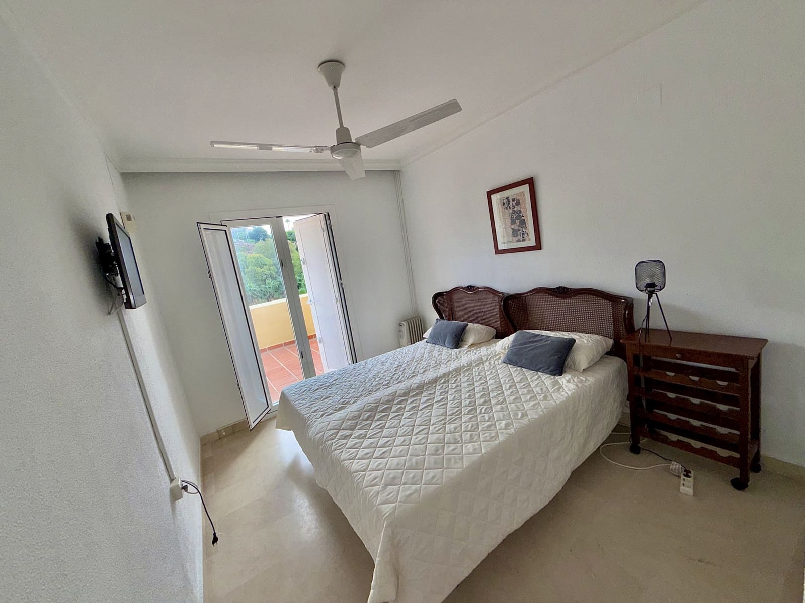 2 soveværelse Penthouse til salg i Benahavis med swimmingpool - € 399.000 (Ref: 9058655)